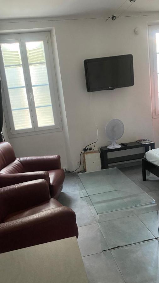 Le Suffren, Ventile ,Wifi, A 100 M De La Plage Тулон Екстериор снимка
