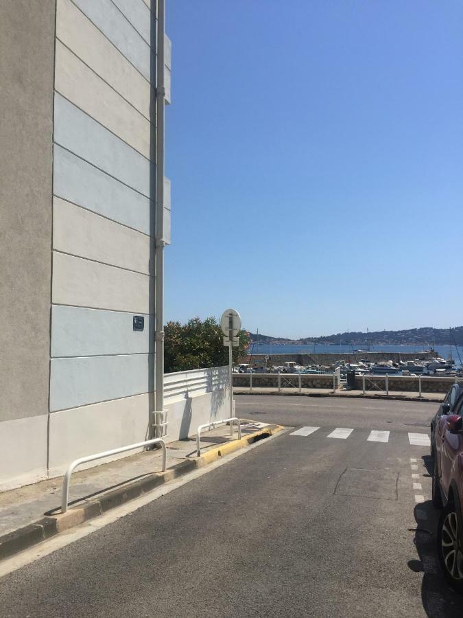 Le Suffren, Ventile ,Wifi, A 100 M De La Plage Тулон Екстериор снимка